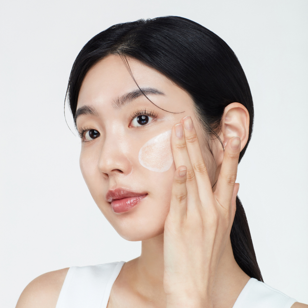 Skin Glow Essence Cream (50ml) - Image 4