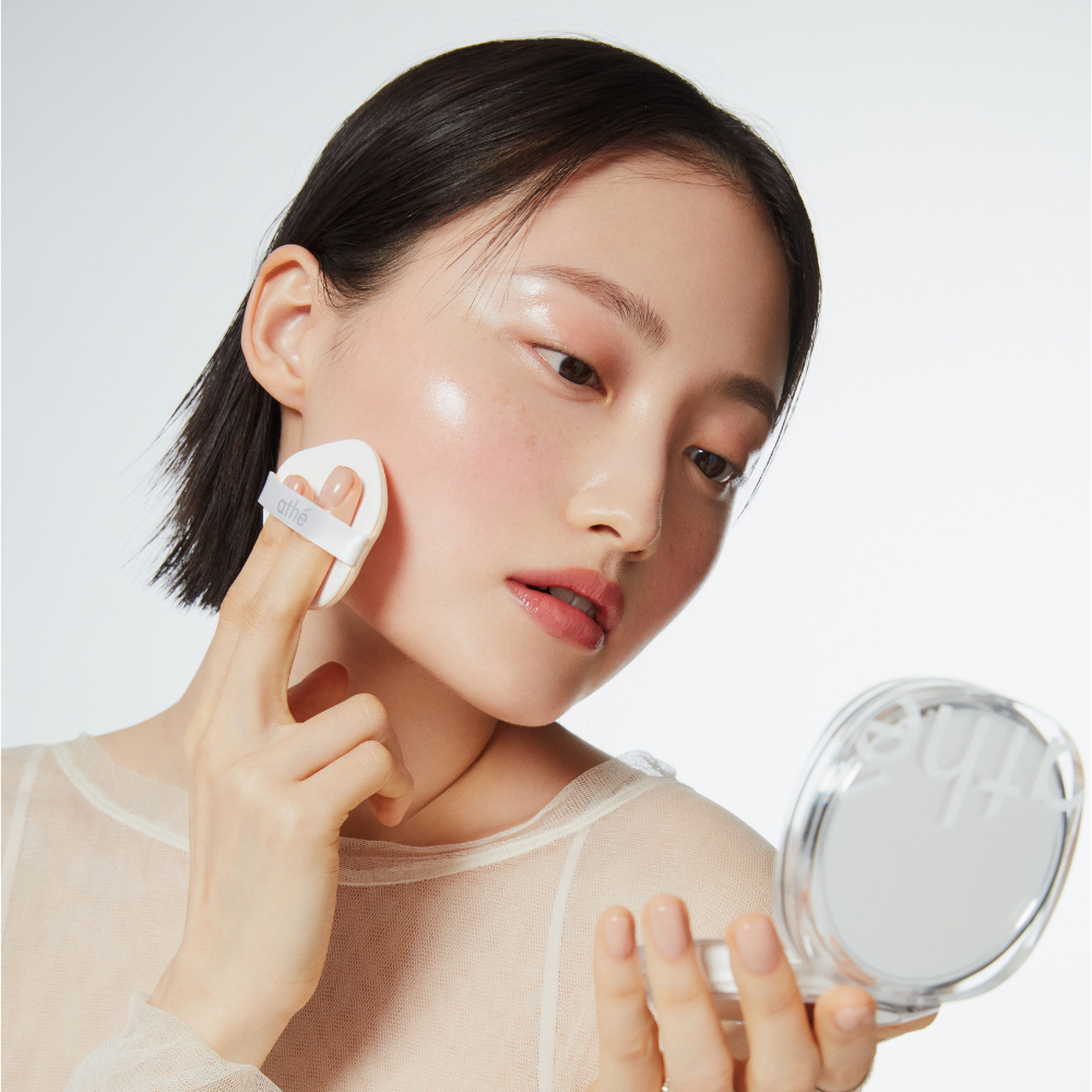 Glazm Watering Cushion SPF50+ PA+++ - 2 Shades (14g) - Image 6