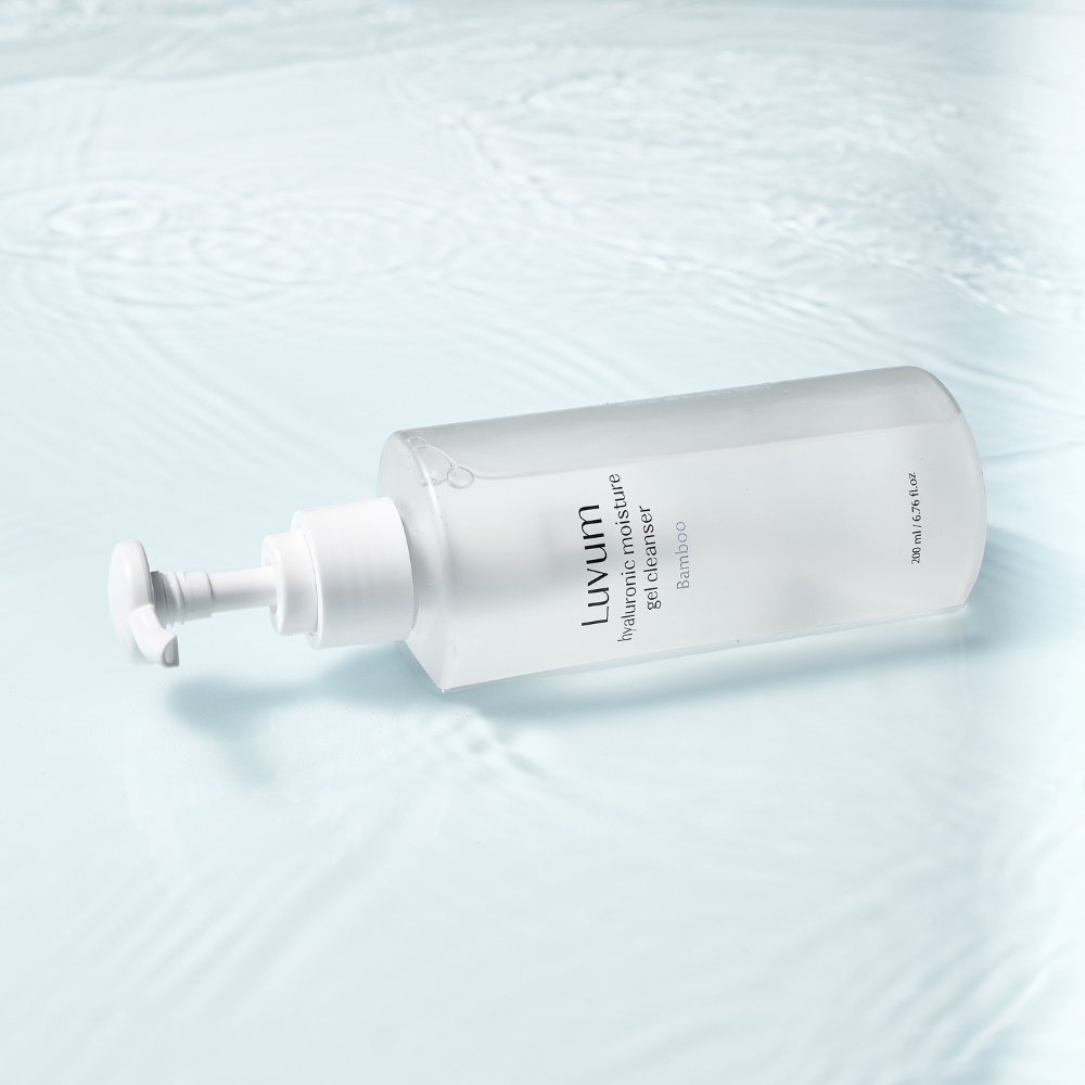 Bamboo Hyaluronic Moisture Gel Cleanser (200ml) - Image 3